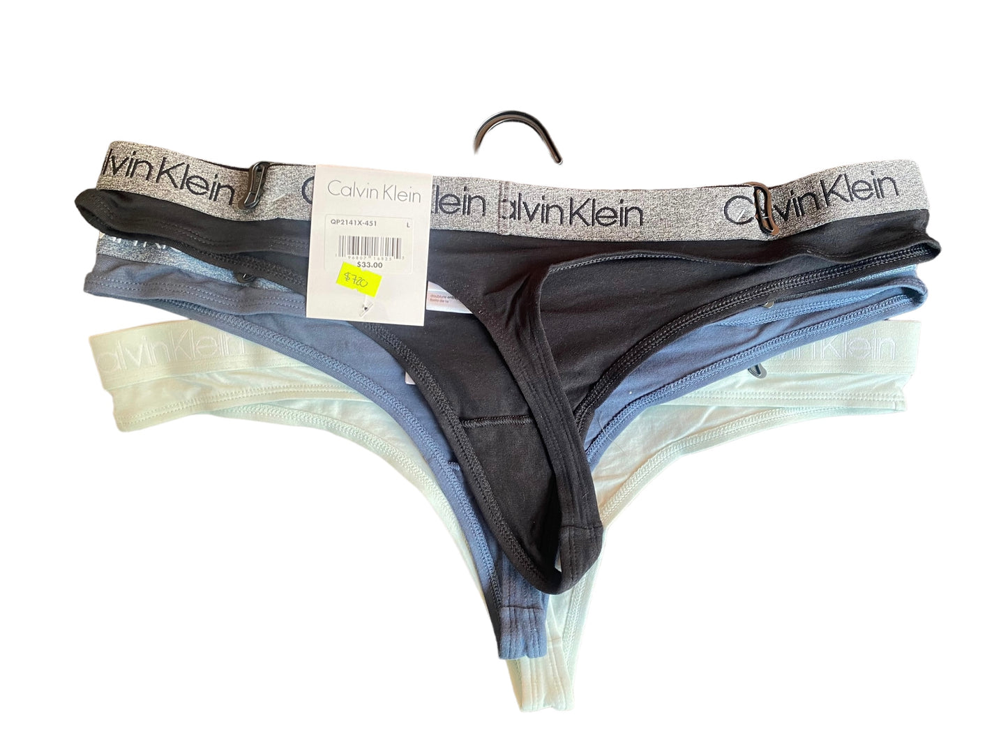 Juego de 3 tangas marca Calvin Klein