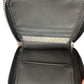 Cartera mini charol con cierre marca GUESS