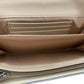 Muñequera marca GUESS con broche al frente